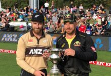 Williamson and Finch with NzvsAus Trophy